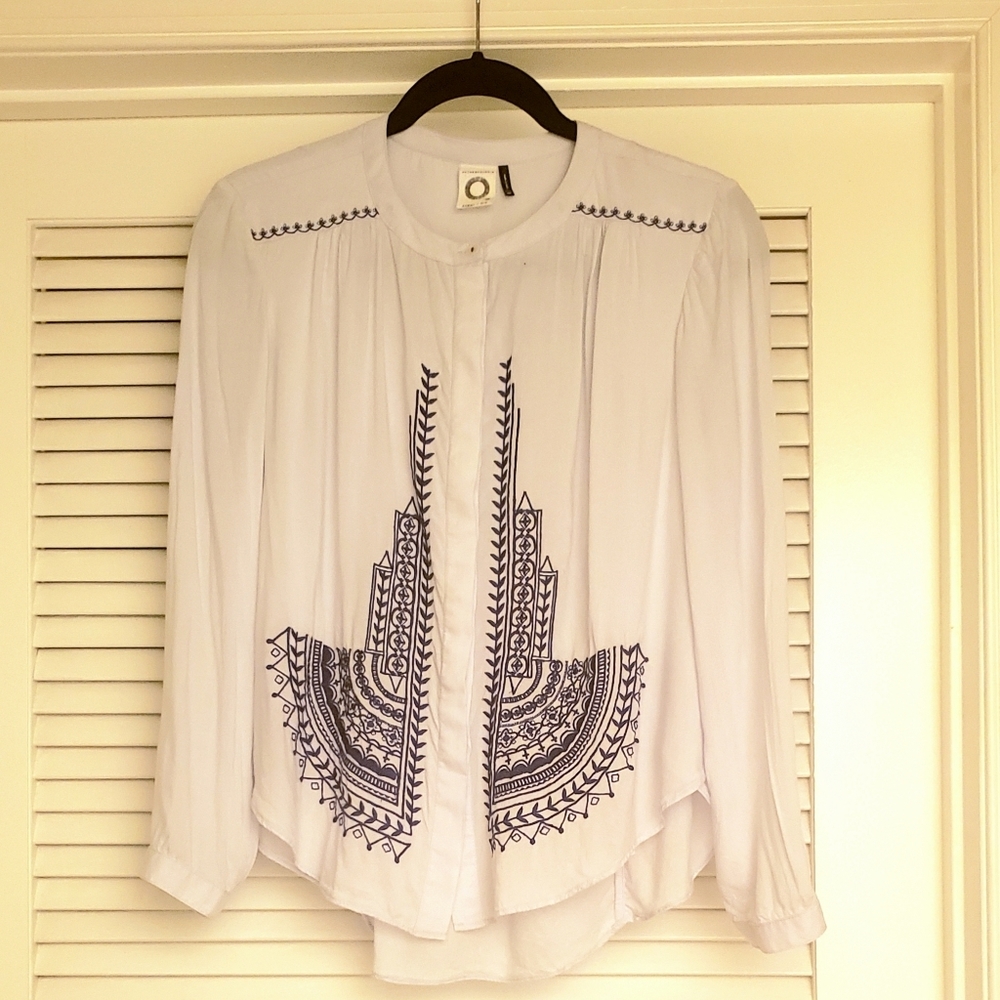 Akemi + Kin for Anthropologie embroidered blouse